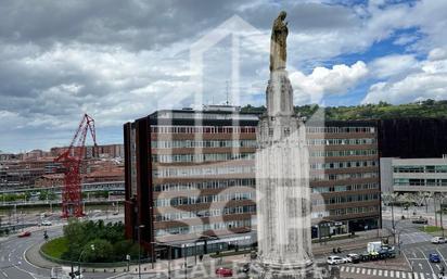 Vista exterior de Pis en venda en Bilbao 