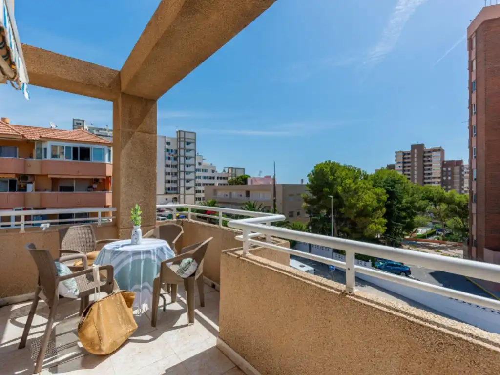 Terraza de Ático en venta en El Campello con Aire acondicionado, Terraza y Amueblado