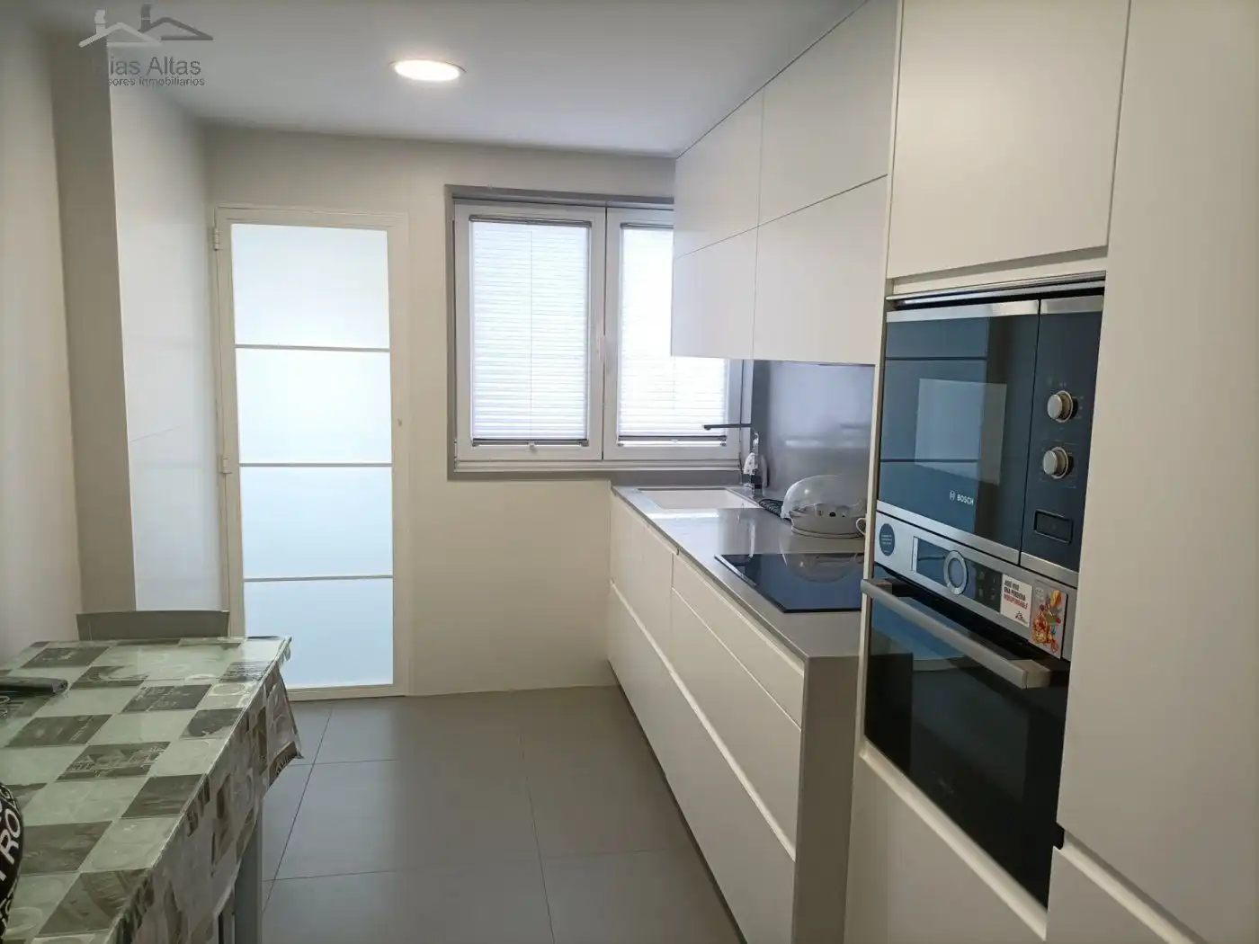 Wohnung zur Miete in Calle REGATA CUTTY SARK, Monte Alto - Zalaeta - Atocha