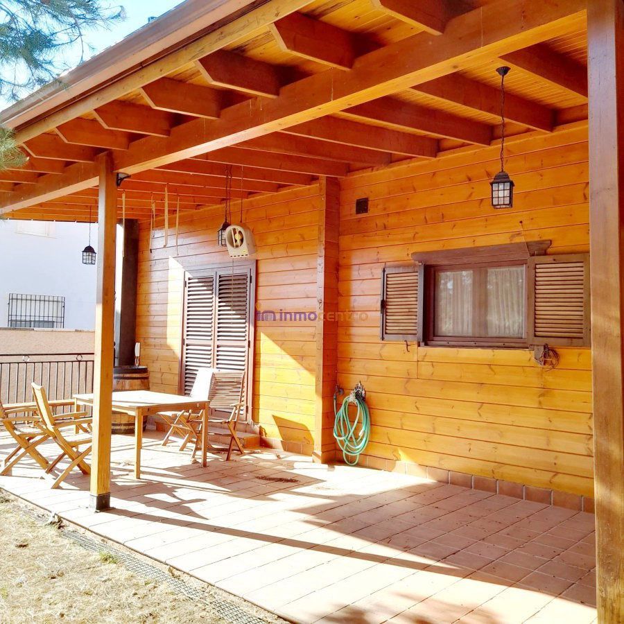 Terrace of House or chalet for sale in Valdepeñas  with Heating, Swimming Pool and Jacuzzi