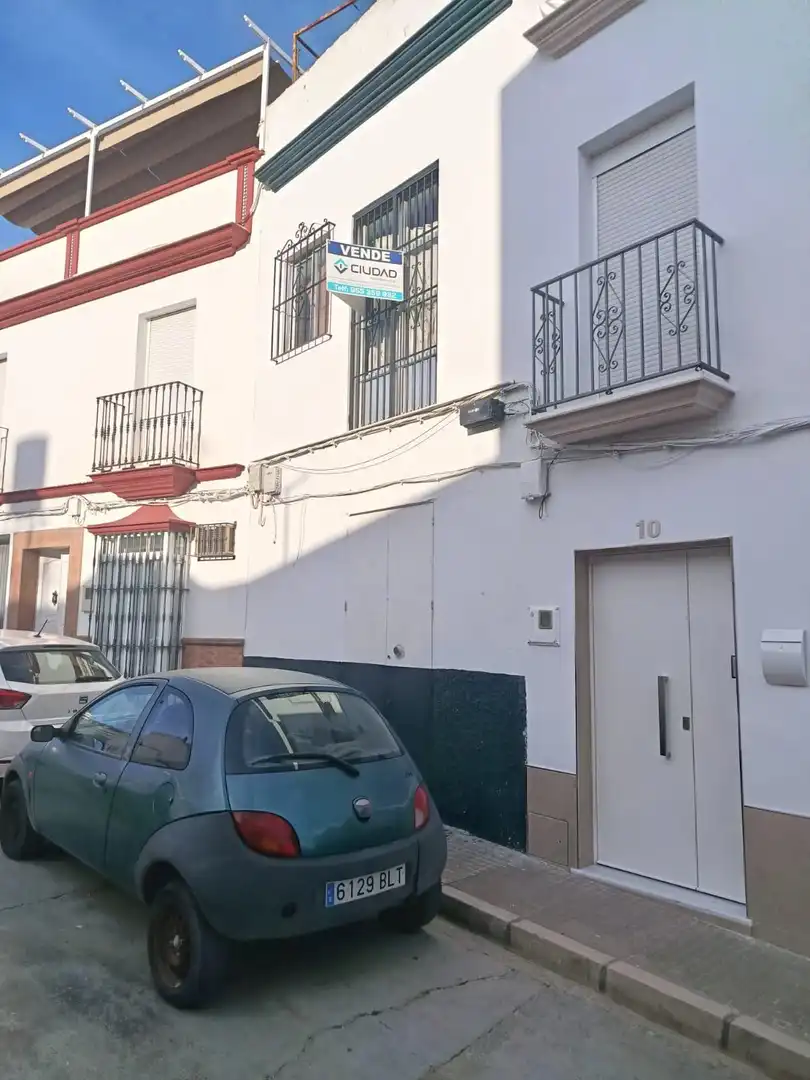 Vista exterior de Casa o chalet en venta en Arahal