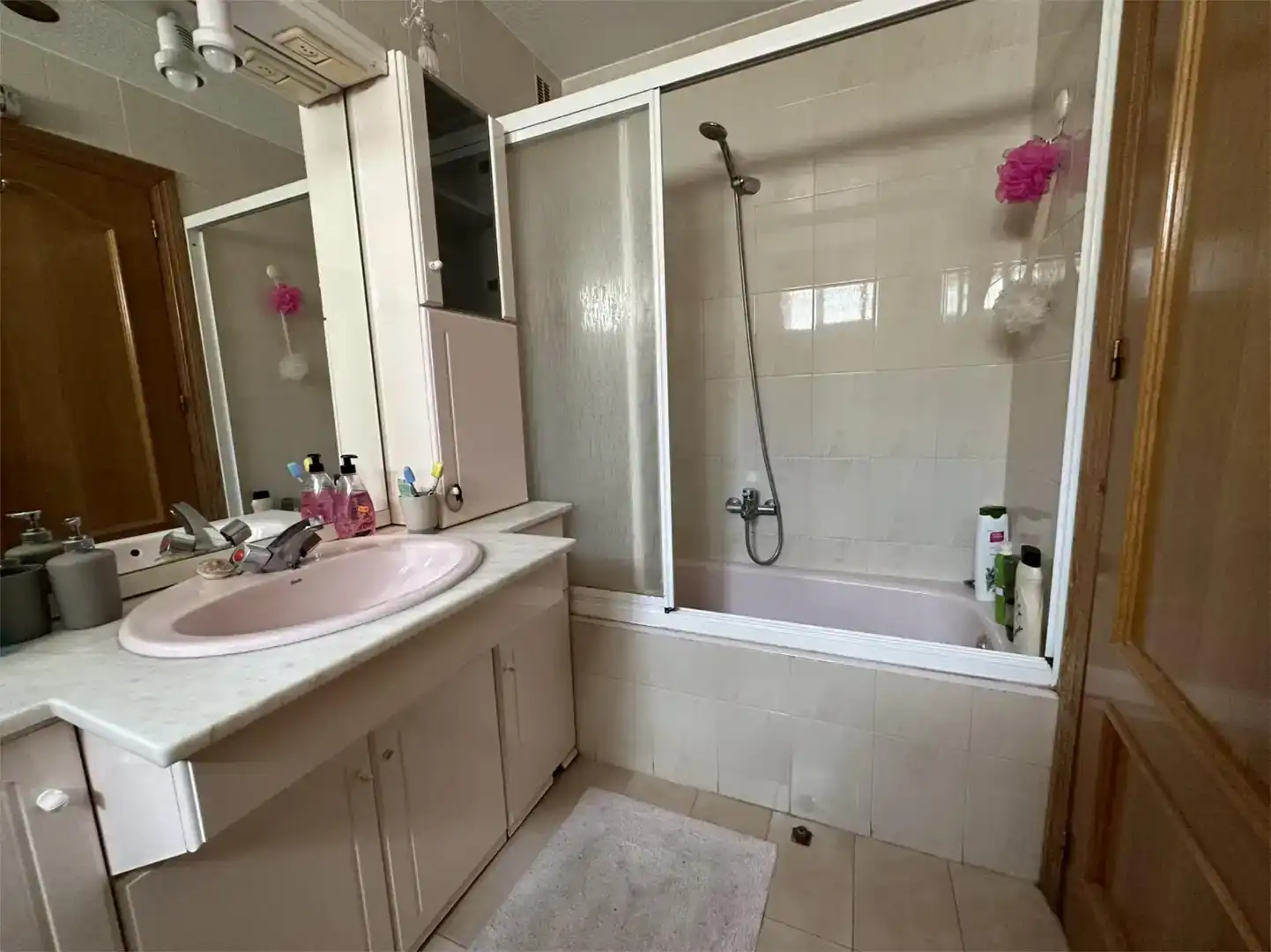 Badezimmer von Wohnung zum Verkauf in Lorca mit Klimaanlage und Balkon