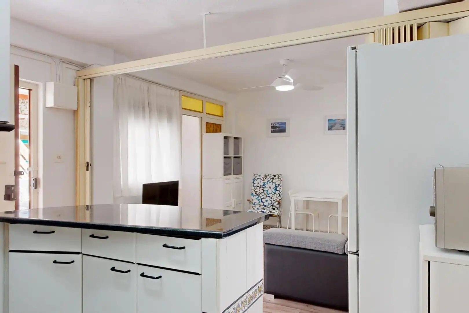 Cuina de Apartament en venda en Cartagena amb Terrassa, Moblat i Balcó