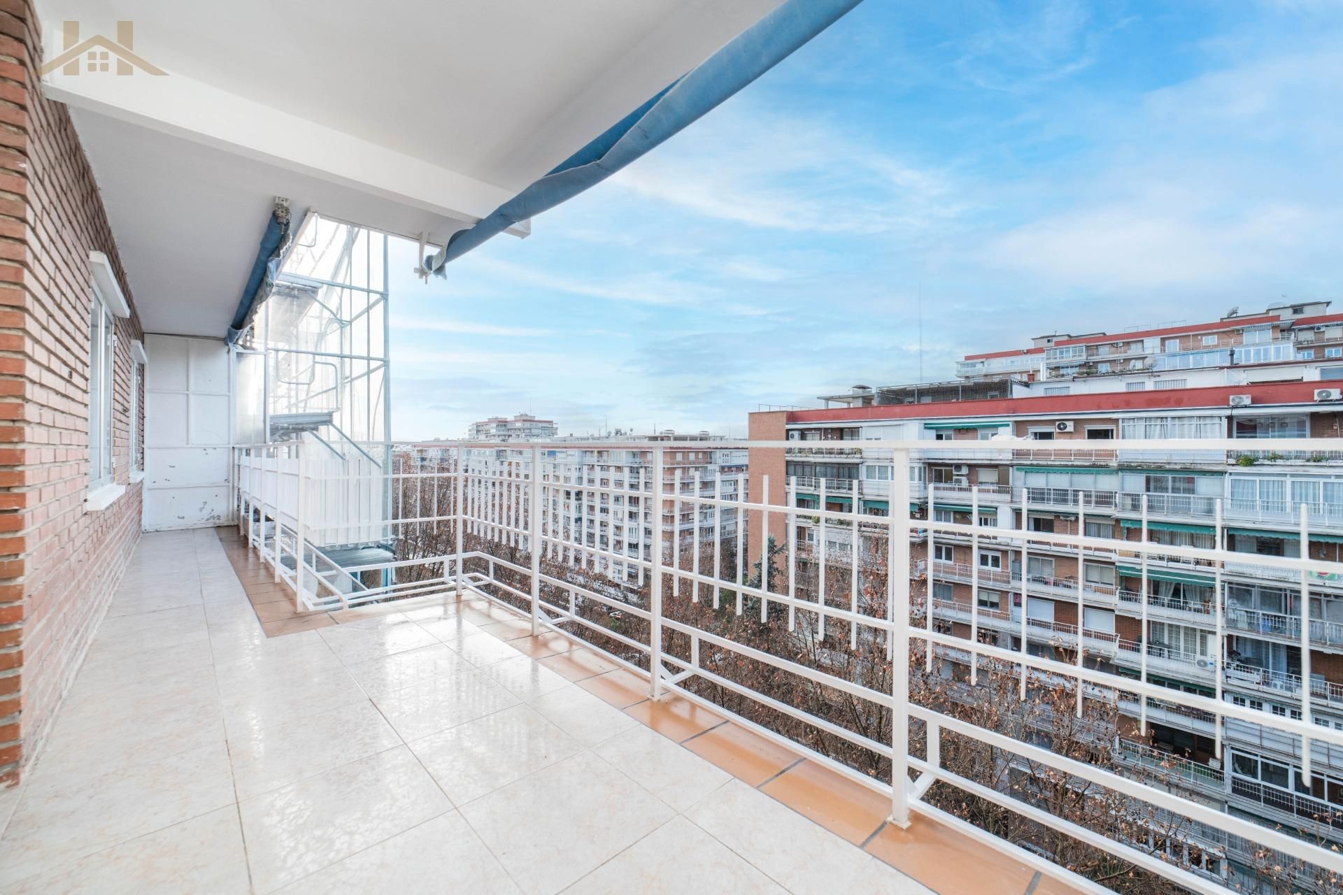 Dúplex en venda a Calle Porto Cristo, 3, Parque Lisboa - La Paz