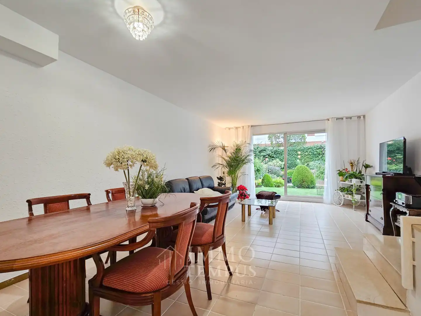 Jardín de Casa adosada en venta en Sant Cugat del Vallès con Jardín privado, Parquet y Terraza
