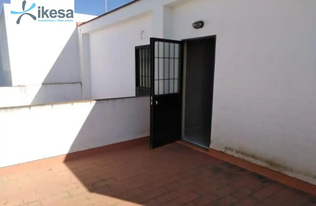 Casa adosada en venta en Avenida de Rota