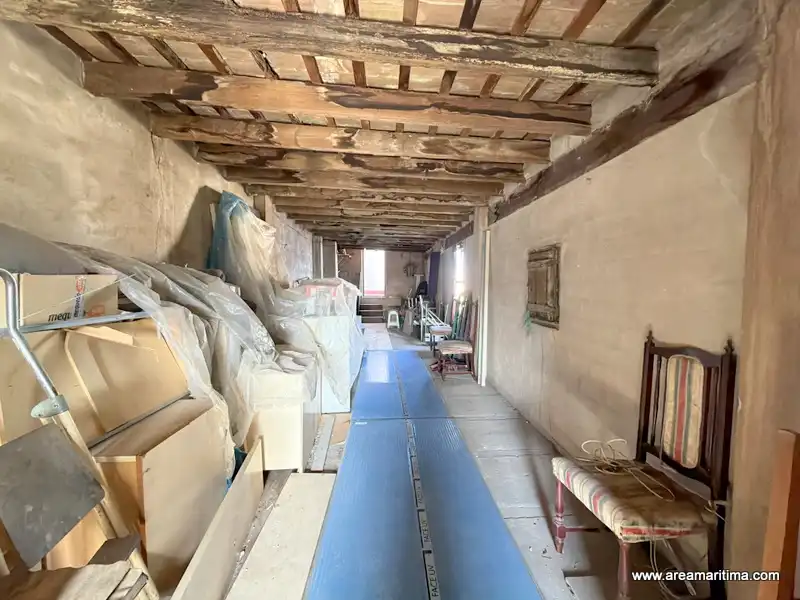 Casa adosada en venta en Valencia con Trastero y Alarma