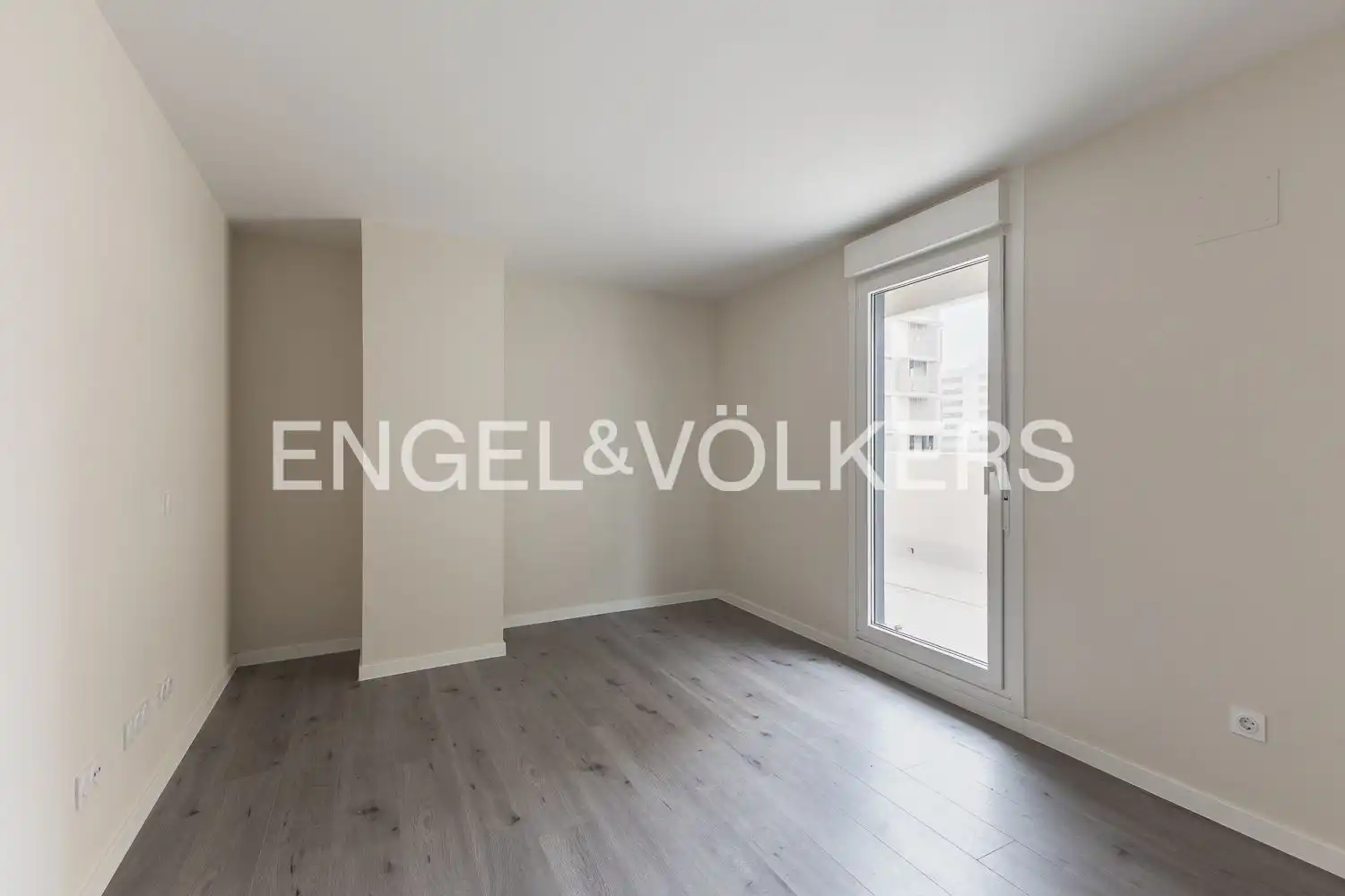 Habitación de Piso en venta en Valencia con Aire acondicionado, Calefacción y Piscina