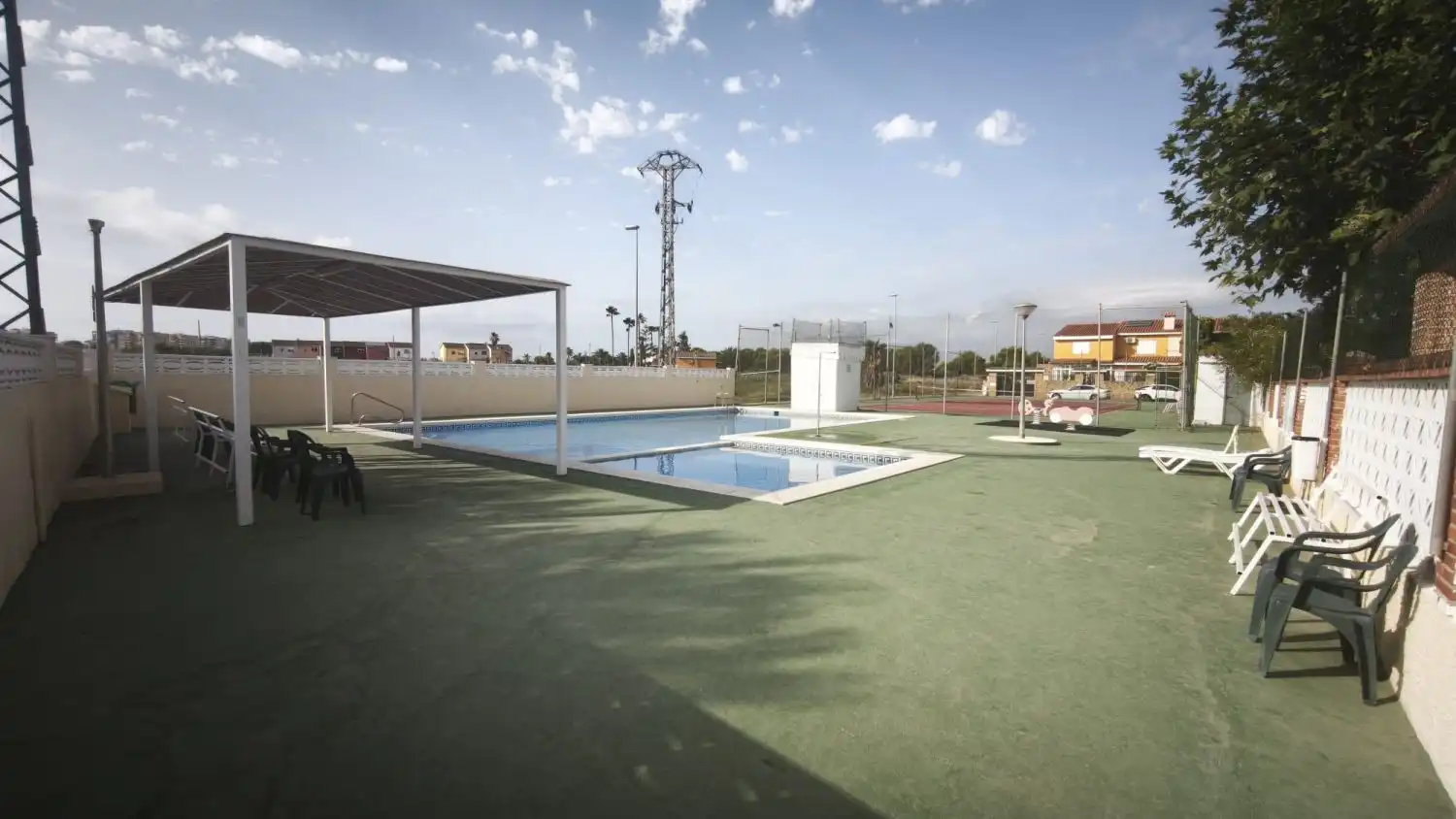 Piscina de Casa adosada en venda en Benicasim / Benicàssim amb Calefacció, Terrassa i Traster
