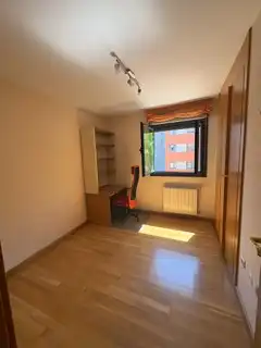 Habitación de Piso en venta en Valladolid con Calefacción, Terraza y Trastero