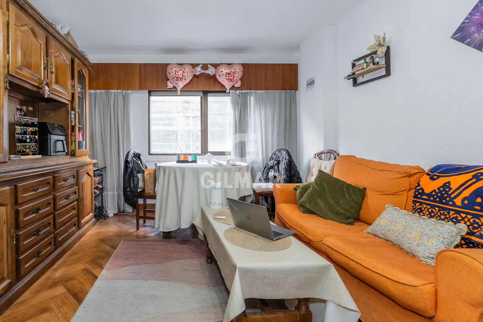 Dormitori de Apartament en venda en Madrid amb Calefacció i Moblat