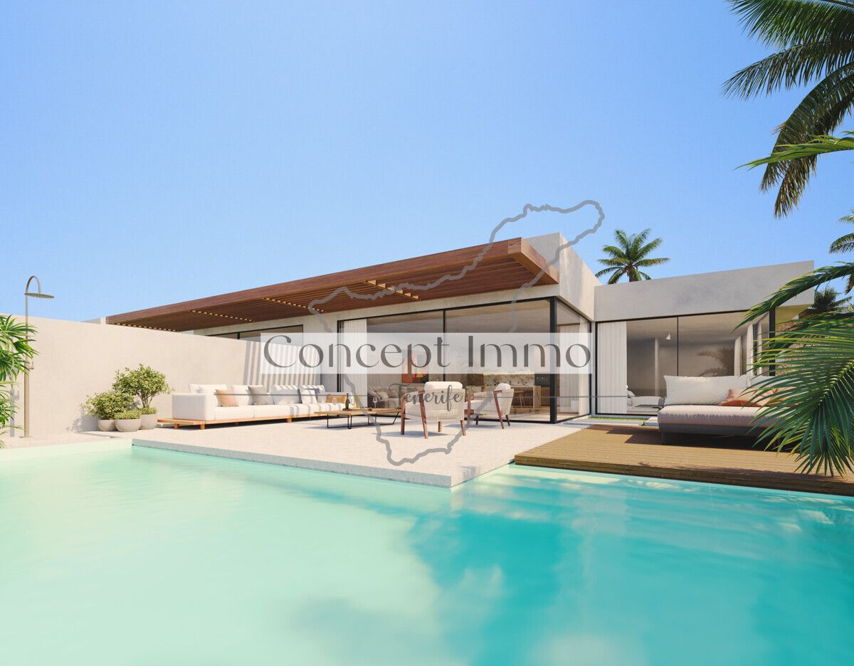 Swimming pool of Attic for sale in Adeje  with Air Conditioner, Private garden and Terrace