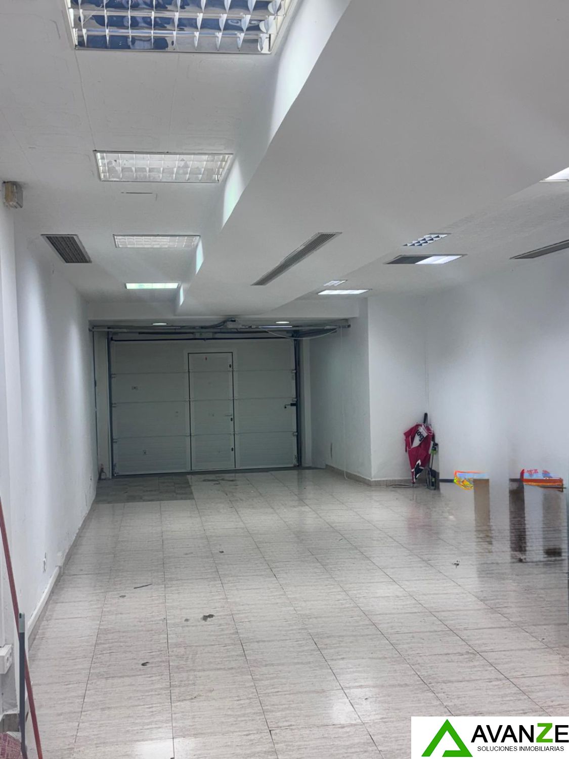 Premises for sale in Mérida  with Air Conditioner