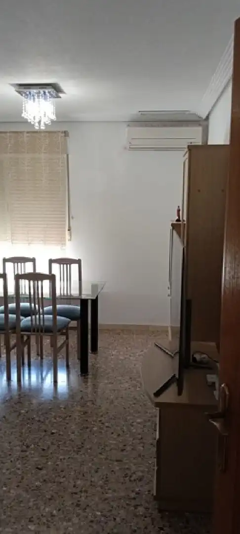 Menjador de Pis de lloguer en Elche / Elx amb Aire condicionat, Forn i Rentadora