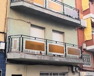 Vista exterior de Edifici en venda en Badalona