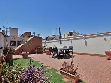 Penthouse mit Balkon zum Verkauf in Carrer dels Tallers
