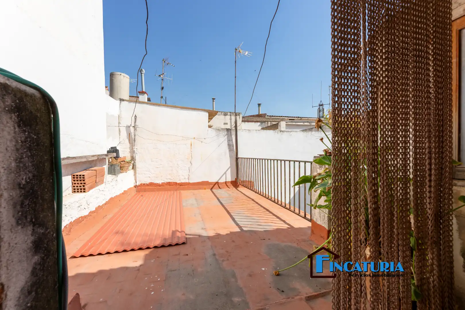 Vista exterior de Casa o chalet en venta en Chilches / Xilxes con Terraza y Amueblado