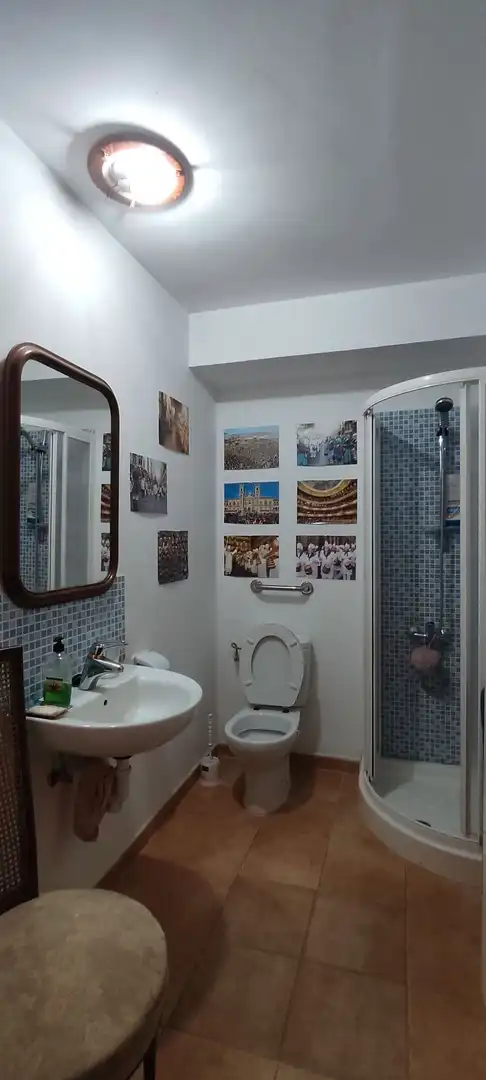 Baño de Apartamento en venta en Arnedillo con Calefacción, Amueblado y Lavadora