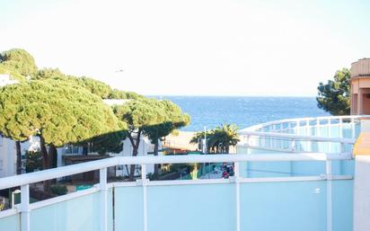 Schlafzimmer von Dachboden zum verkauf in Castell-Platja d'Aro mit Klimaanlage und Terrasse