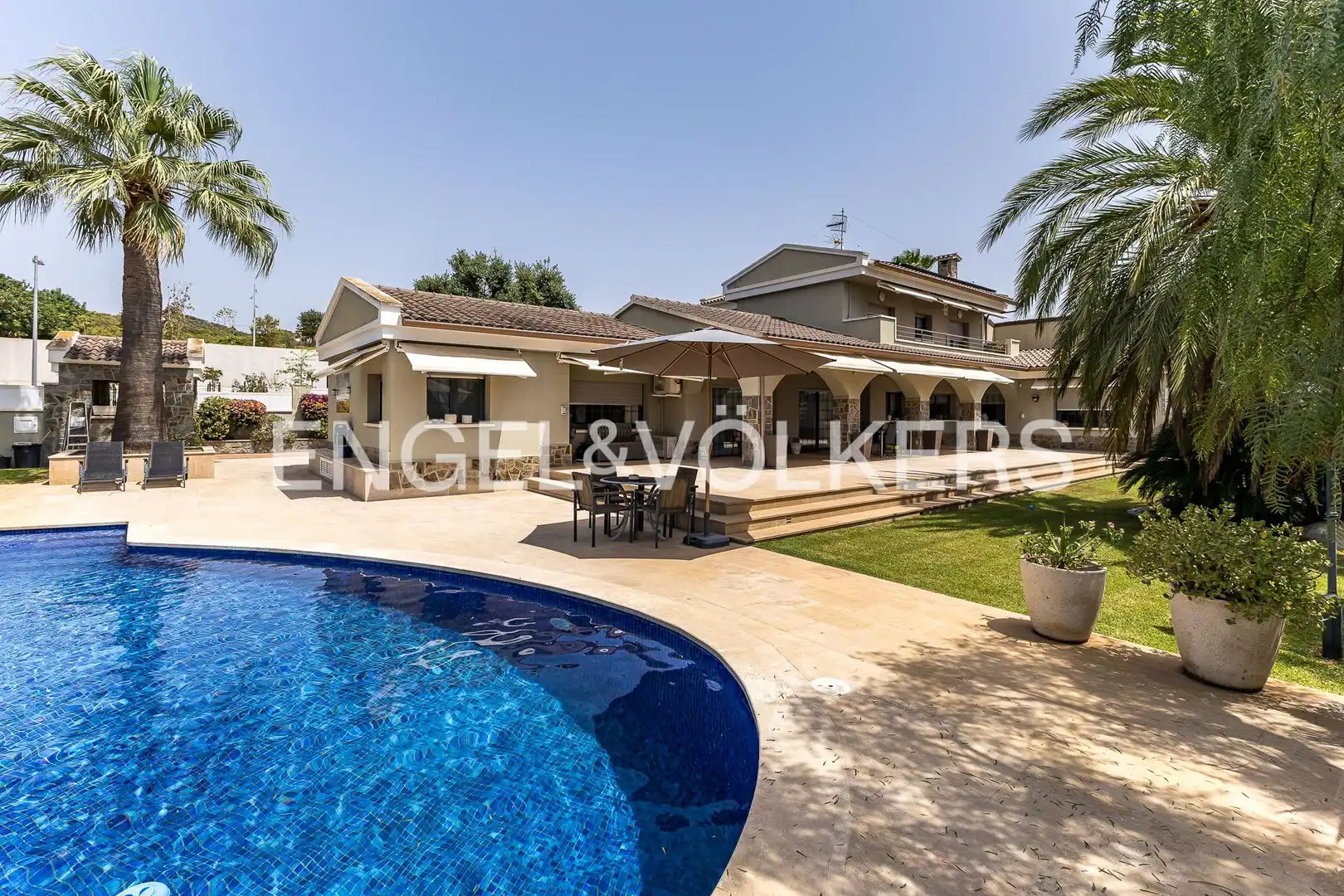 Haus mit Pool zum Verkauf in Mas Mel