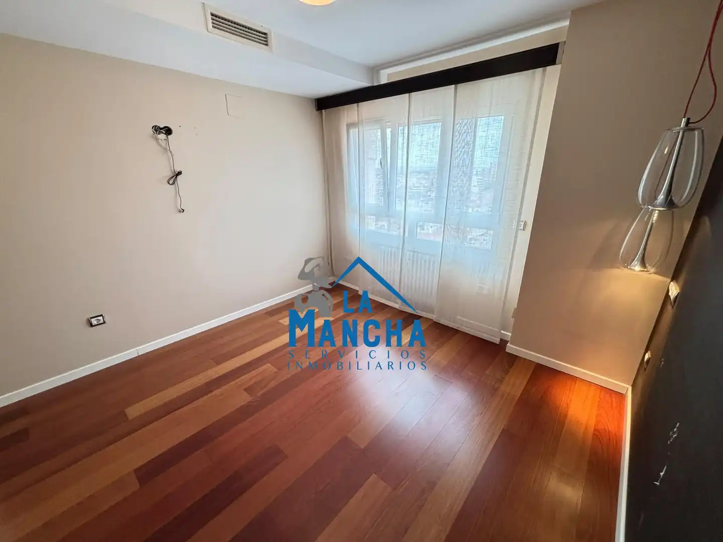 Habitación de Piso en venta en Carretas - Pajarita