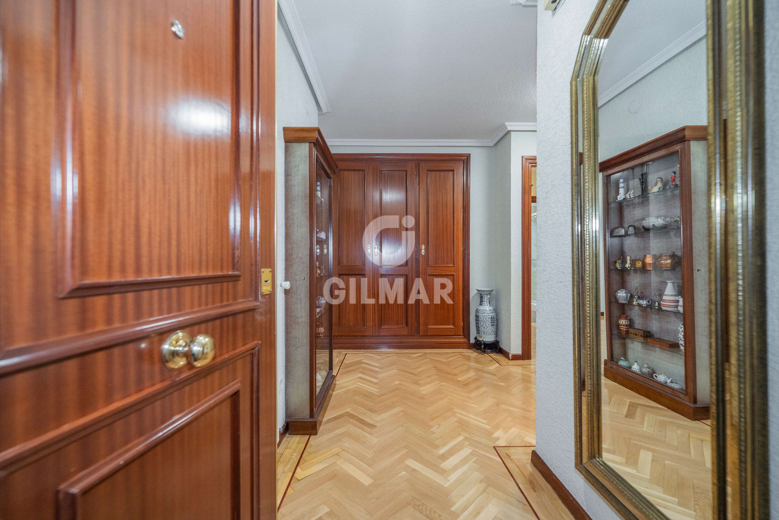 Flat for sale in  Madrid Capital  with Heating, Private garden and Swimming Pool