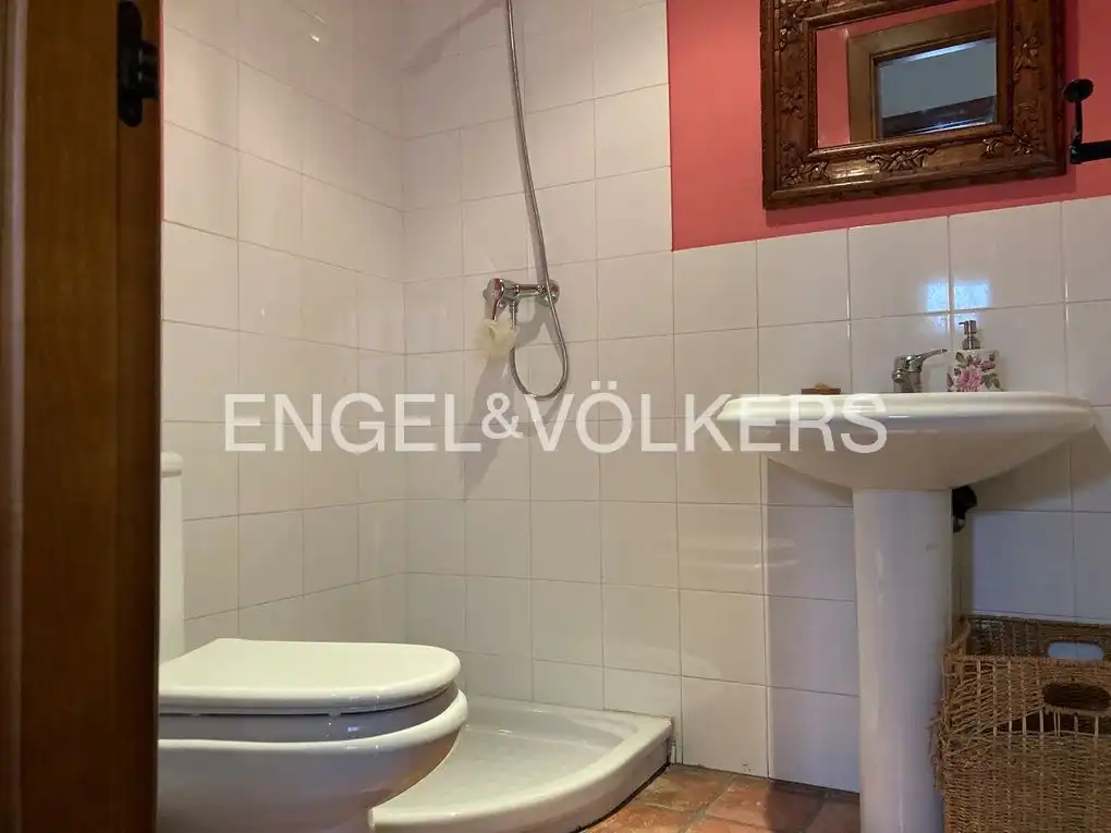 Baño de Casa adosada en venta en Prádena con Calefacción y Terraza