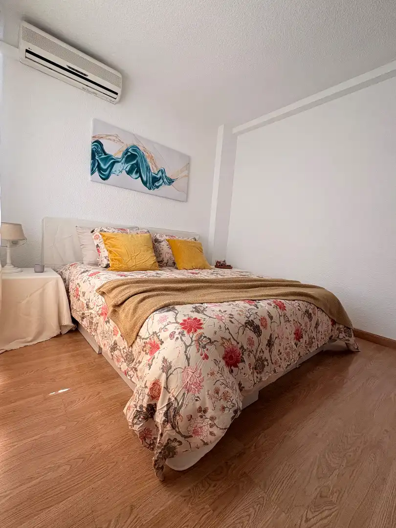 Habitación de Piso en venta en Móstoles con Aire acondicionado y Calefacción
