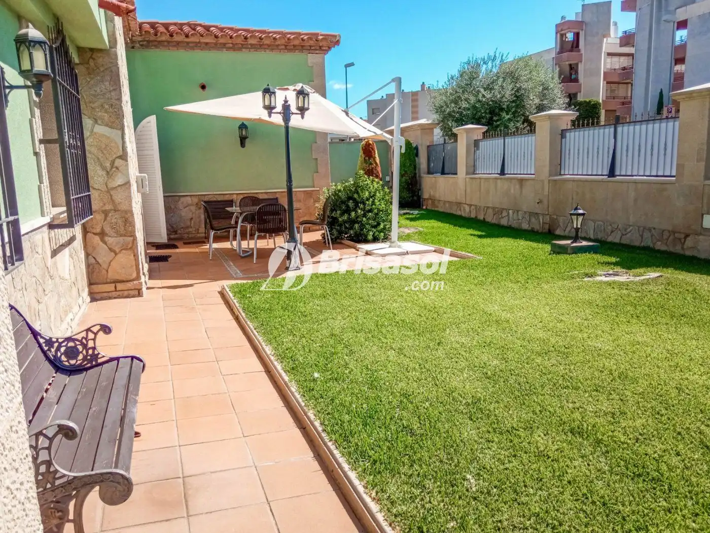 Terrassa de Casa o xalet en venda en Cambrils amb Aire condicionat, Jardí privat i Terrassa