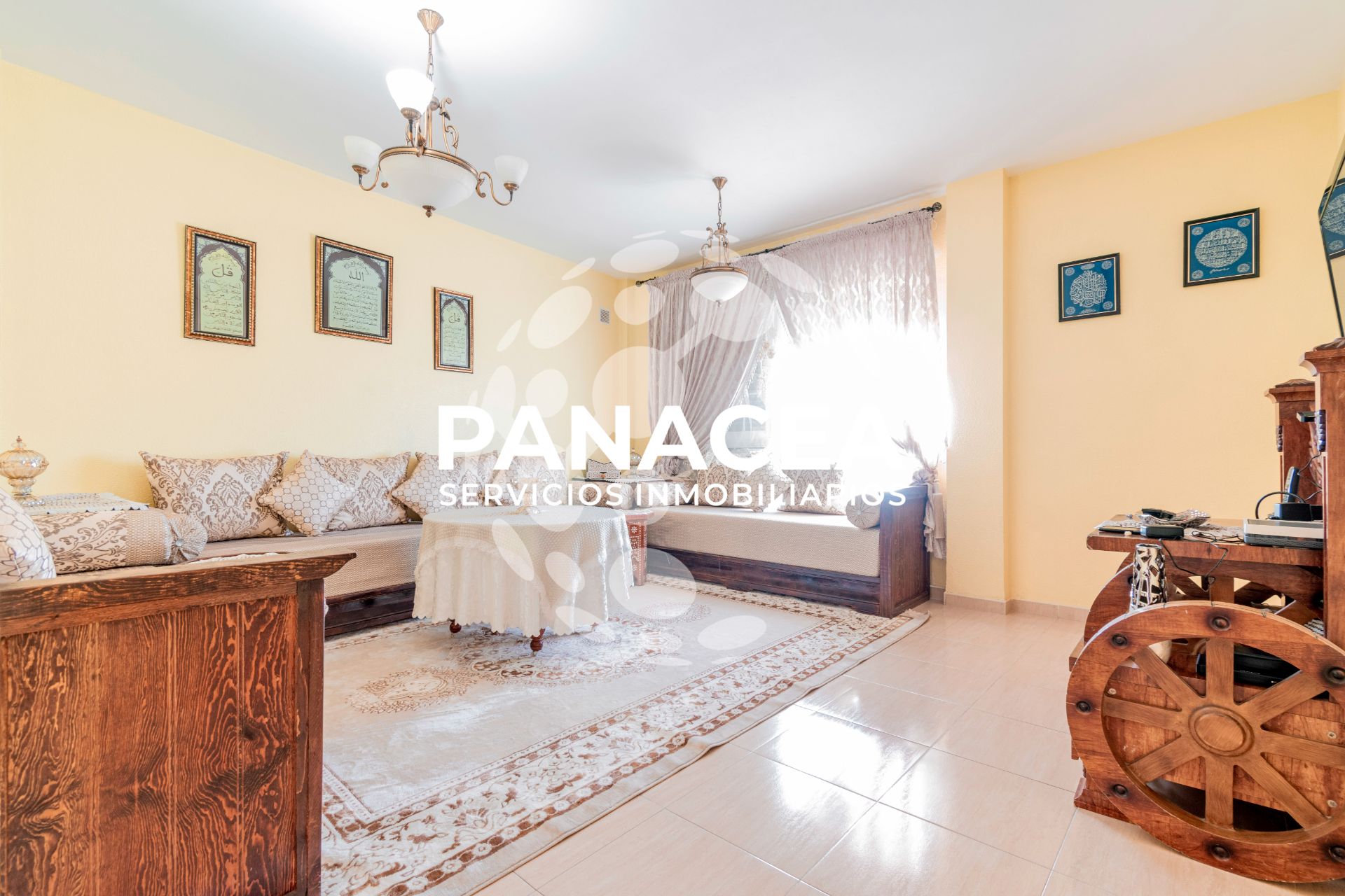Living room of Single-family semi-detached for sale in Berja  with Terrace, Furnished and Oven