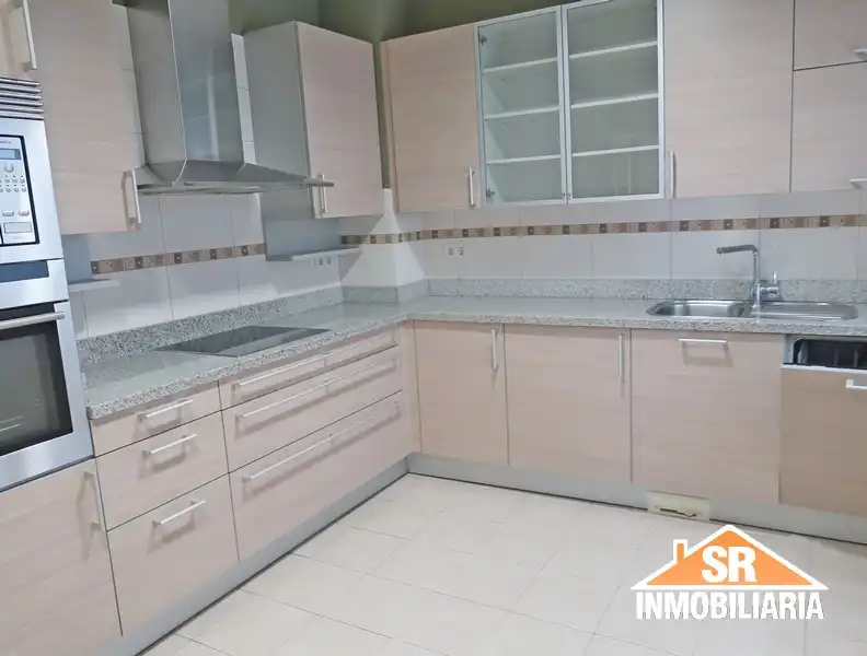 Kitchen of Flat for rent in A Coruña Capital   with Heating, Parquet flooring and Storage room