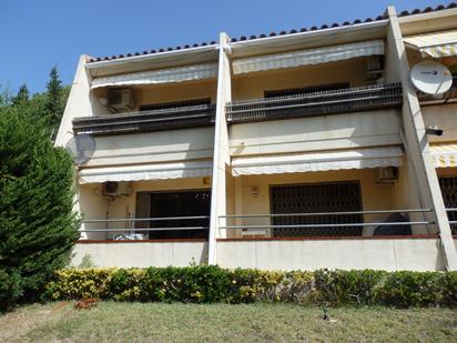 Exterior view of Single-family semi-detached for sale in Vandellòs i l'Hospitalet de l'Infant  with Air Conditioner, Terrace and Balcony