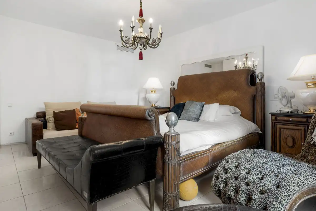Dormitori de Apartament en venda en Marbella