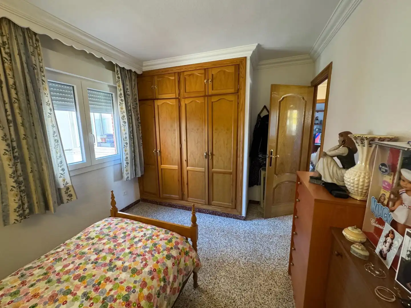 Bedroom of Flat for sale in Málaga  with Terrace and Storage room