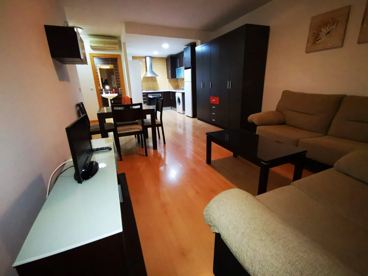 Sala de estar de Apartamento de alquiler en  Murcia Capital con Aire acondicionado, Amueblado y Lavadora