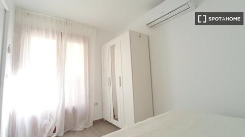 Photo 4 of Apartment to share in Casco Antiguo - Sta. Cruz - Ayuntamiento, Alicante / Alacant