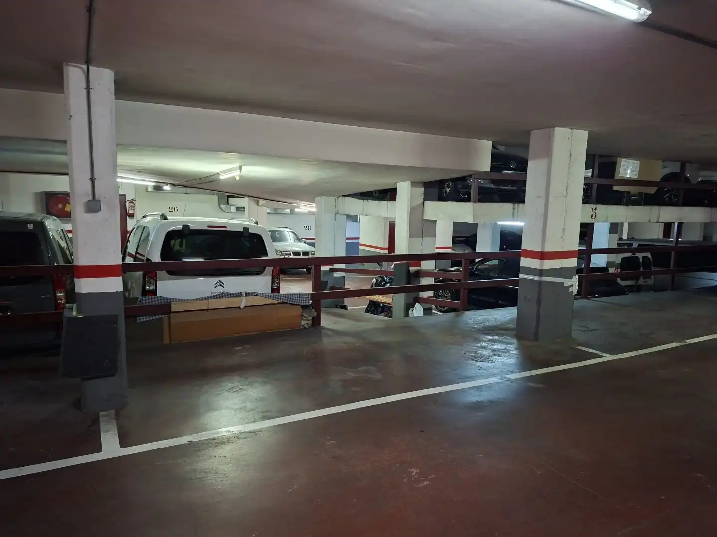 Parkplatz von Garage zur Miete in Barcelona