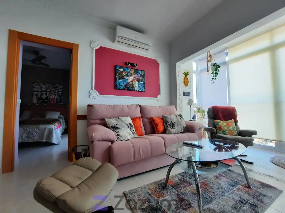 Wohnzimmer von Wohnungen zur Miete in Benalmádena mit Klimaanlage, Heizung und Privatgarten