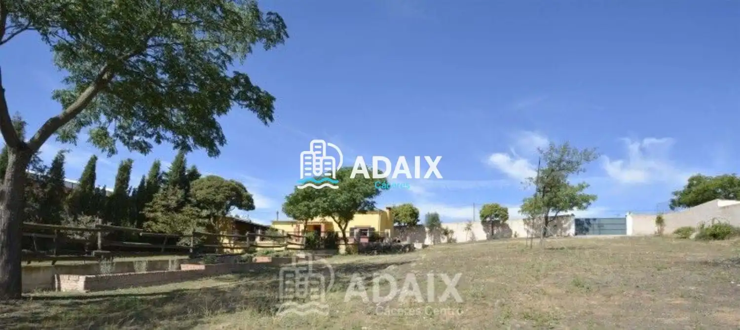 Casa o xalet en venda en Cáceres amb Aire condicionat, Terrassa i Traster