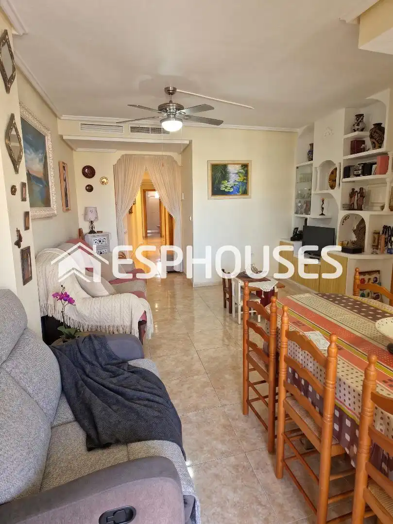 Sala de estar de Apartamento en venta en Guardamar del Segura con Aire acondicionado, Amueblado y Balcón