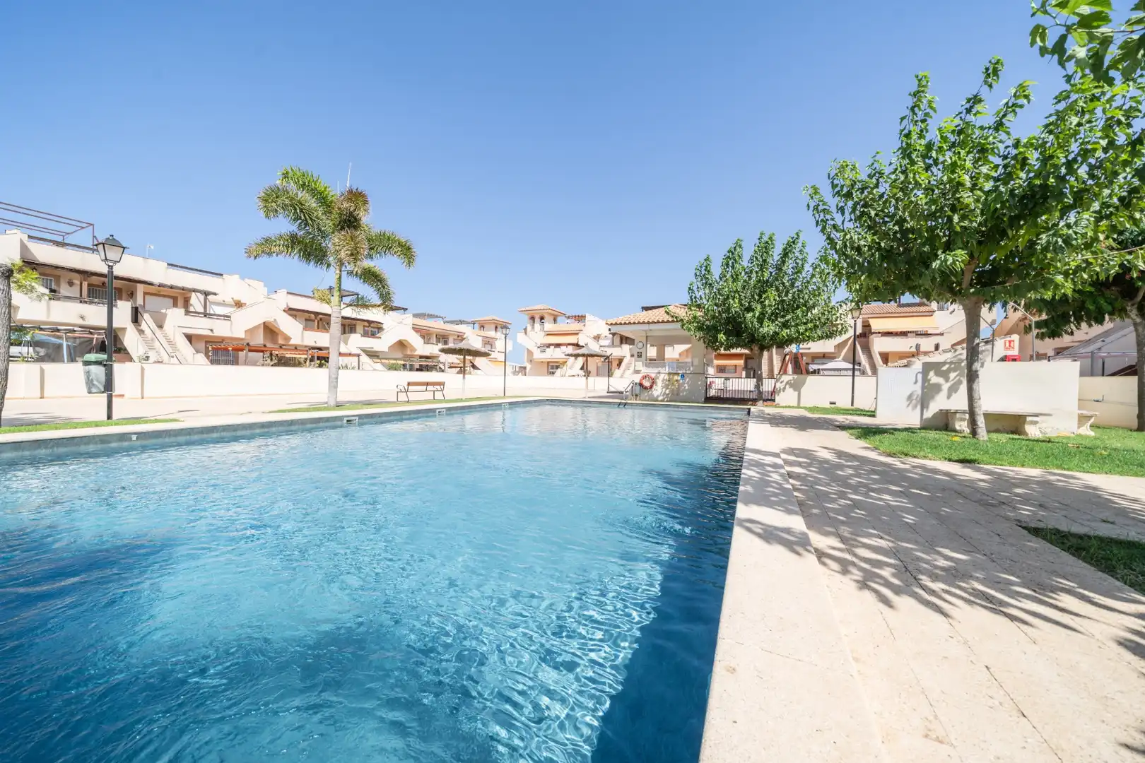Piscina de Ático en venta en Cartagena con Aire acondicionado y Piscina