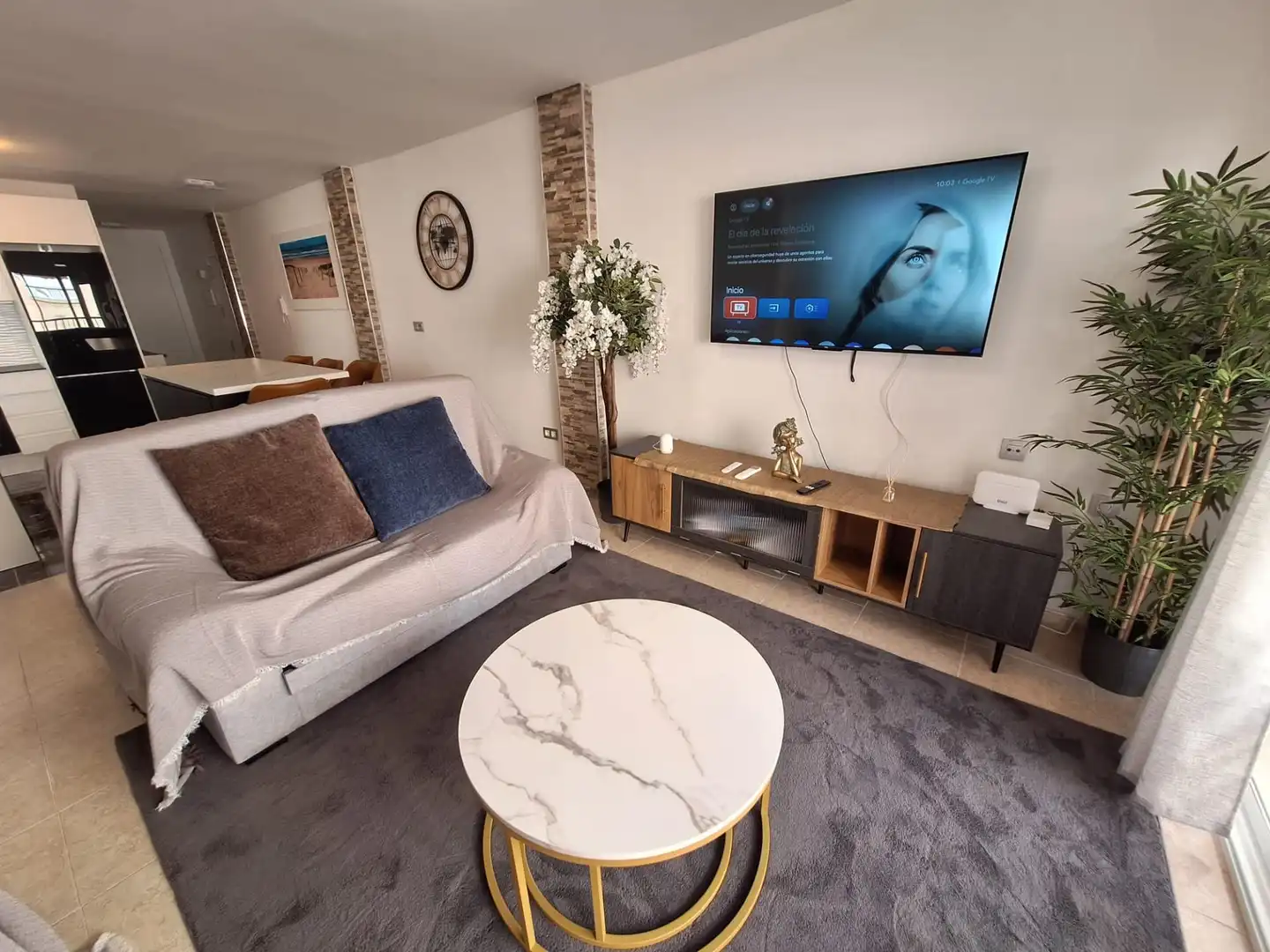Living room of Apartments for rent in Torrevieja  with Air Conditioner and Balcony