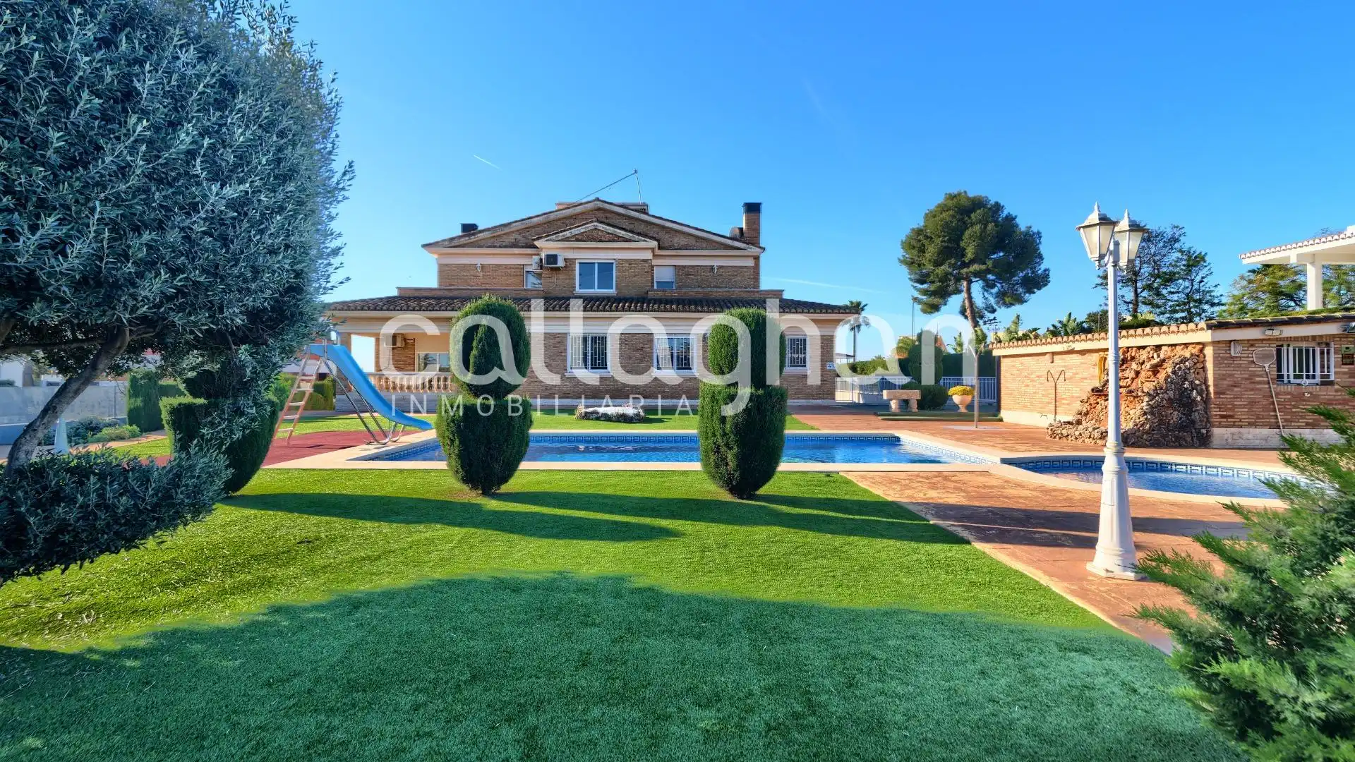 Jardí de Casa o xalet en venda en Torrent amb Aire condicionat, Calefacció i Jardí privat