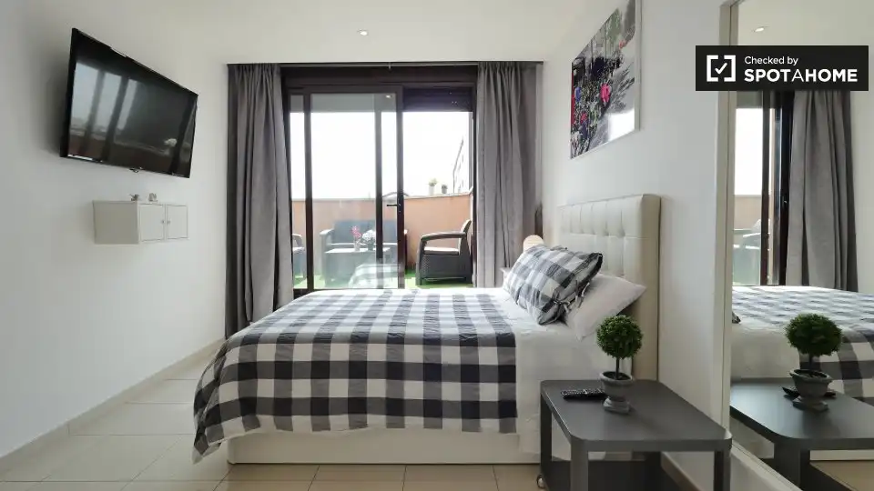 Flat with terrace to rent in Eixample, imagen 7