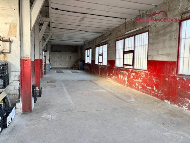 Nave industrial en Alquiler en Martutene
