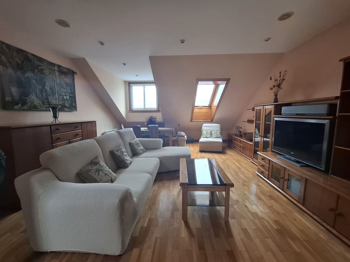 Living room of Attic for sale in A Coruña Capital   with Terrace, Storage room and Furnished