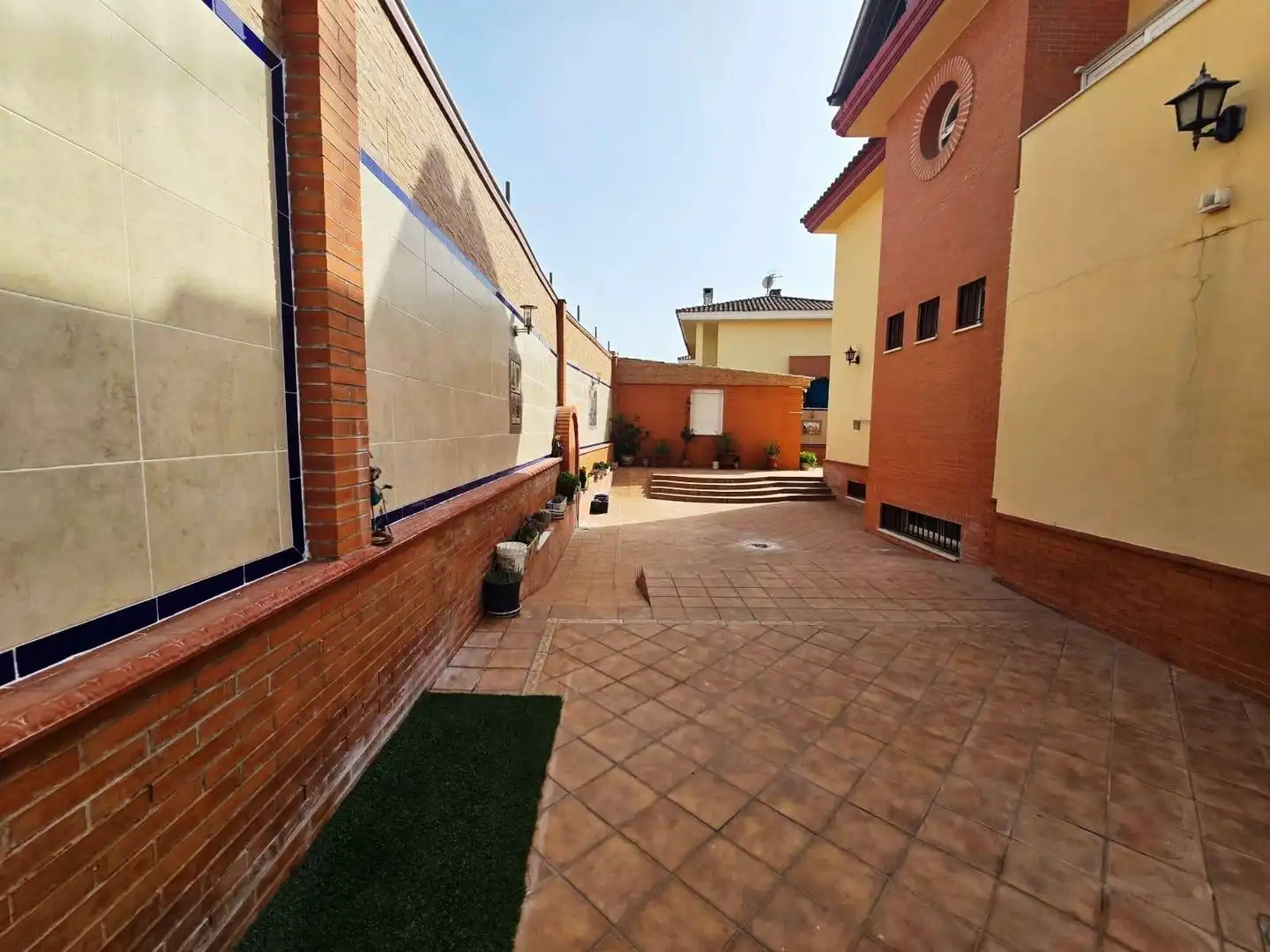 Terrassa de Casa o xalet en venda en Bormujos amb Aire condicionat i Piscina