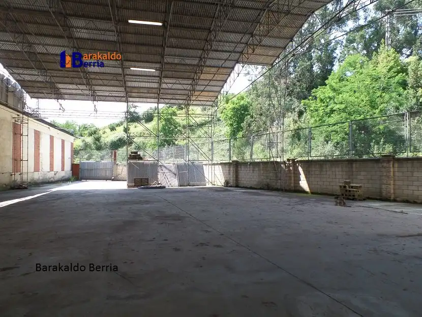 Nave industrielle avec ascenseur à vendre à Polígono Industrial Elguero-Trapaga Poligonoa, imagen 4