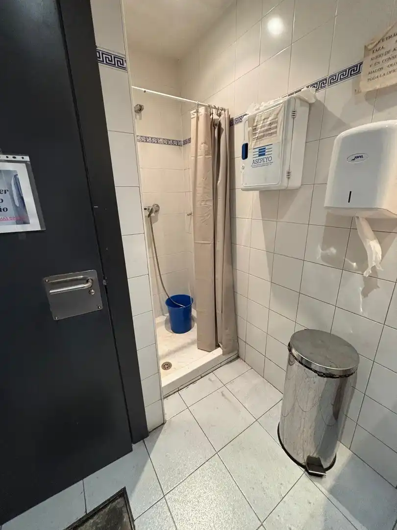 Baño de Nave industrial en venta en Valladolid