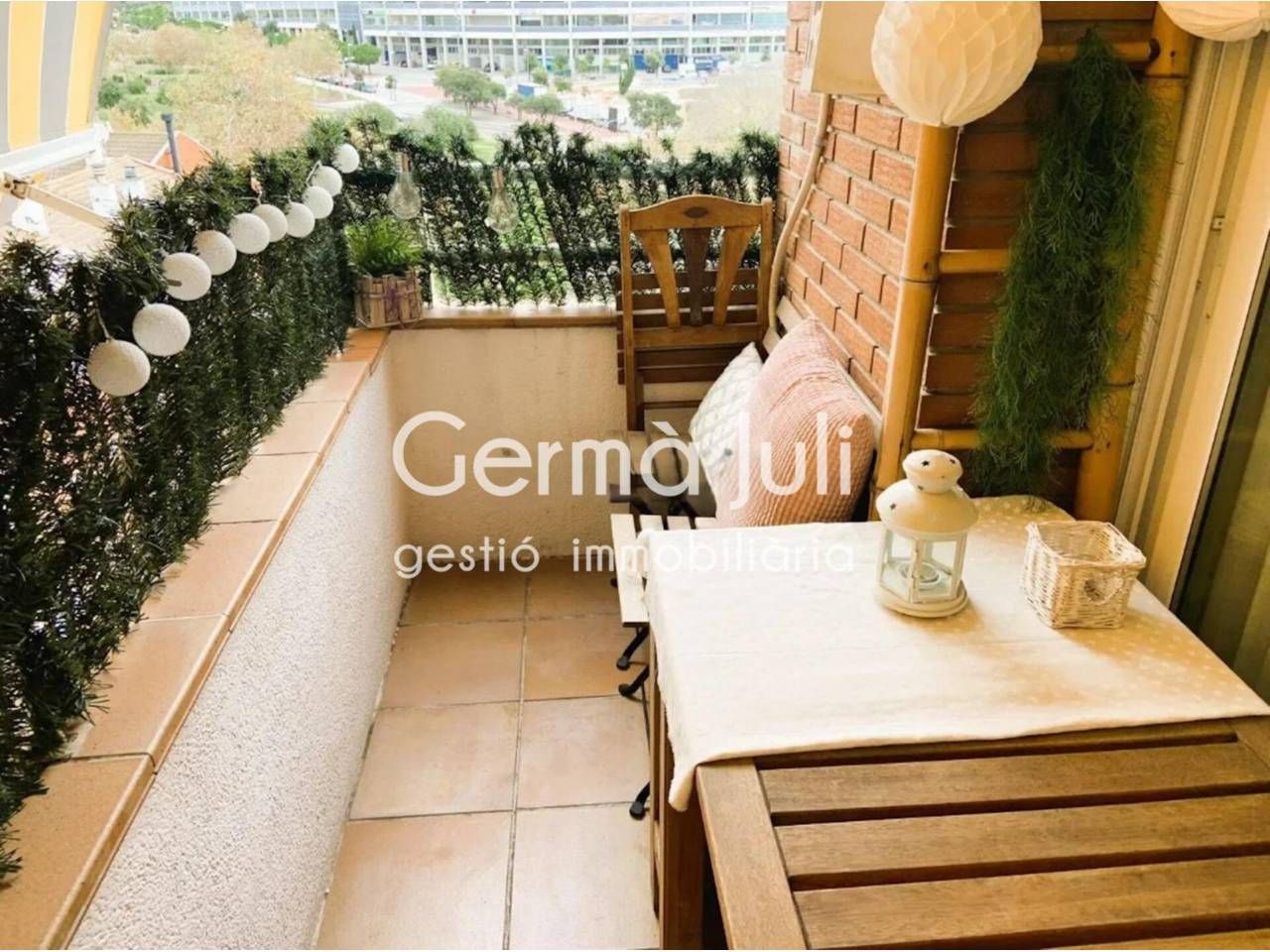 Balcony of Flat for sale in Badalona  with Heating, Parquet flooring and Balcony